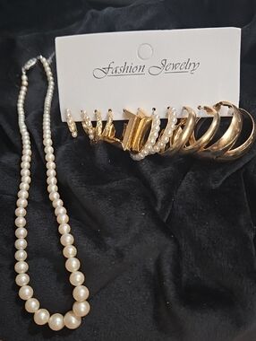 Fashion Jewelry Gold and Pearl Earring and Necklace Set, Vintage PAT Faux Pearls